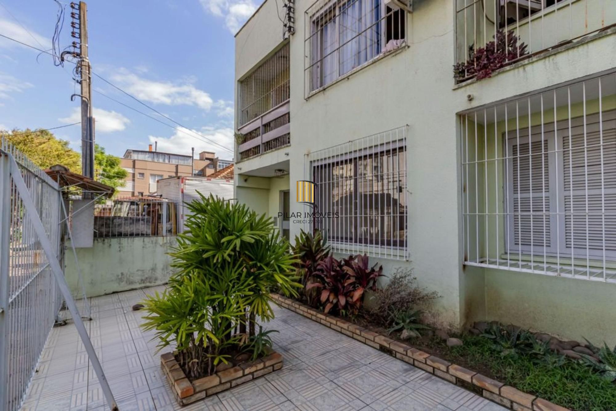 Apartamento Térreo 2 Dormitórios no Jardim Botânico – Amplo e Iluminado