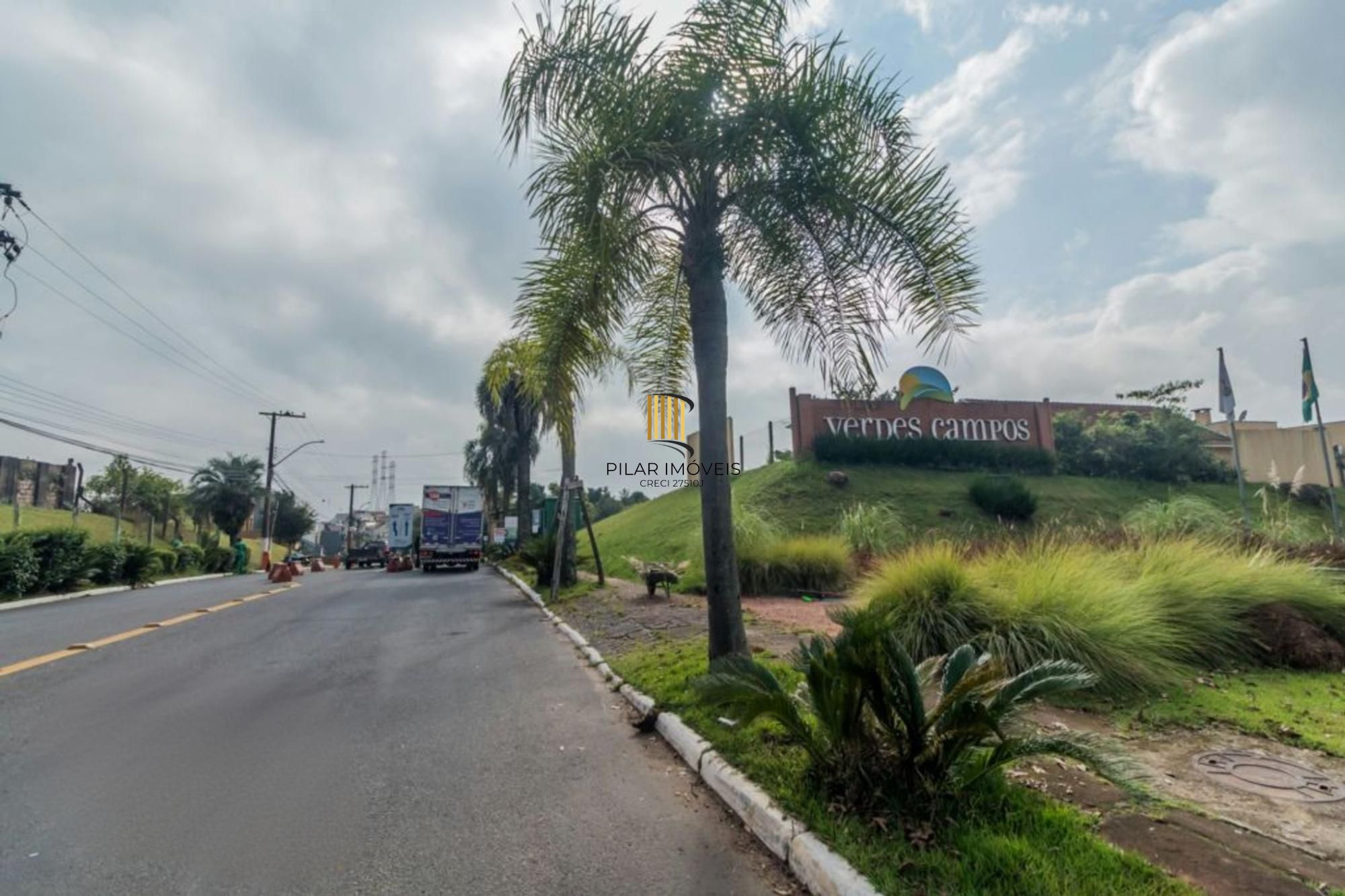 Casa em condomínio de 3 dormitórios,2 vagas e churrasqueira no bairro Agronomia