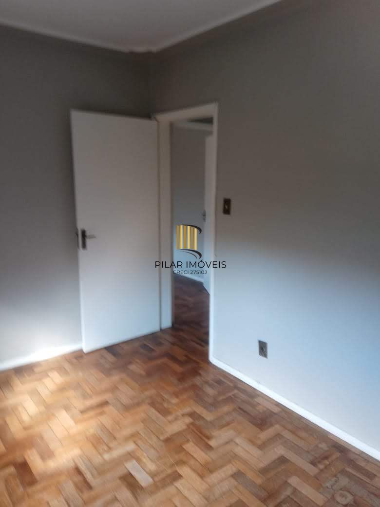 Apartamento de 3 dormitórios e demais peça Bairro Cristal