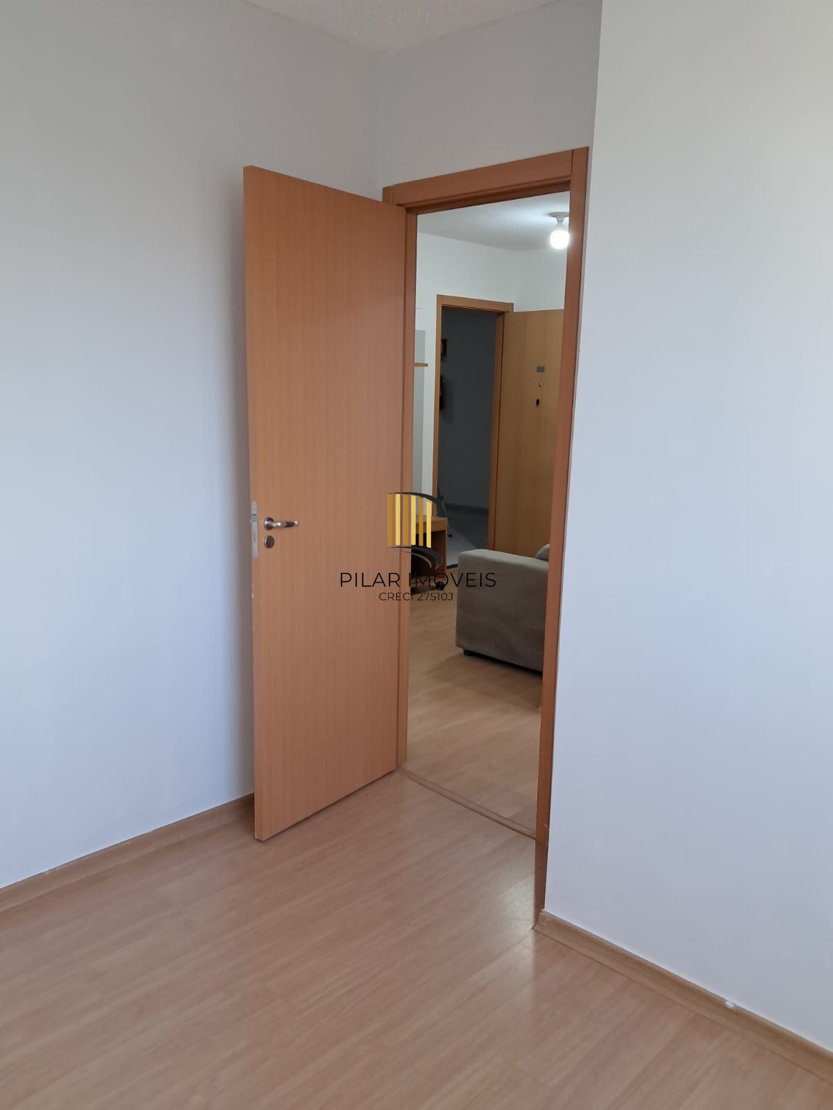 Apartamento com 2 quartos, vaga de garagem e elevador no bairro Estância velha.