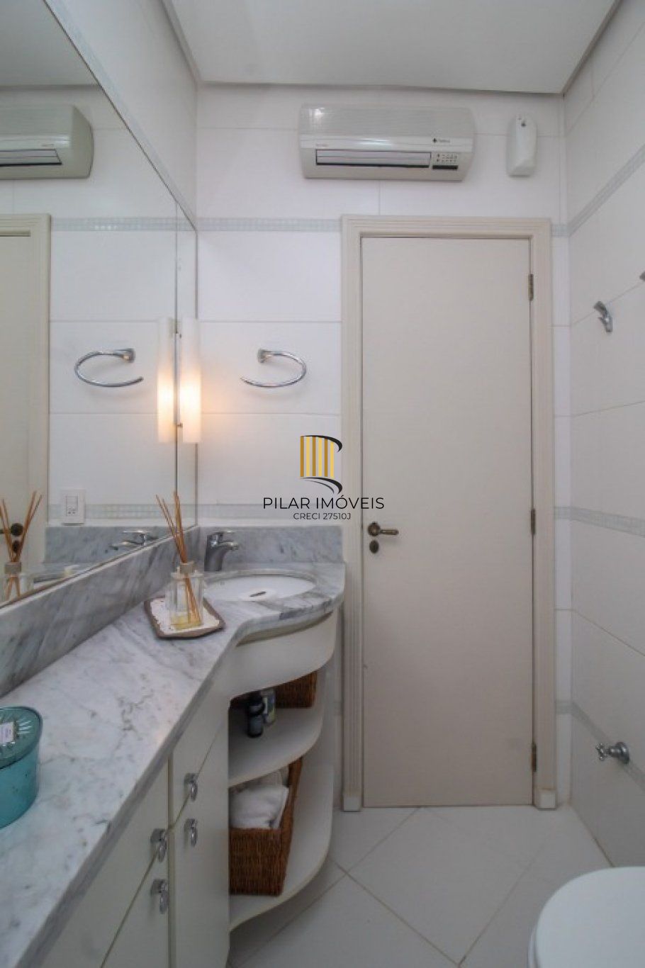 Apartamento de 2 dormitórios bairro Bom Fim