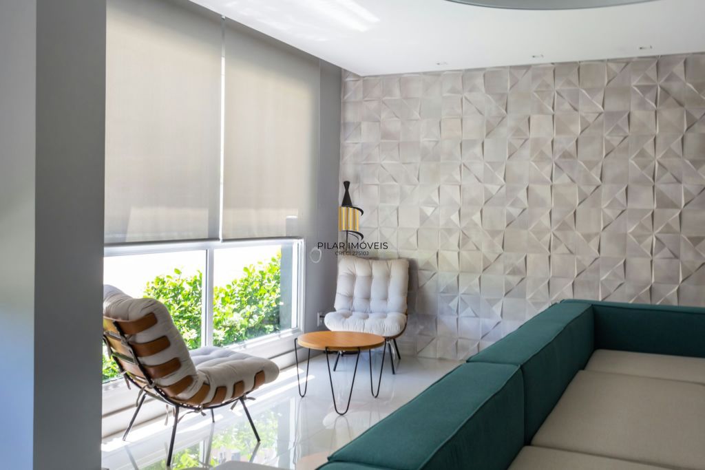 Apartamento com Elevador, Piscina, 1 Quarto no Bairro Partenon.