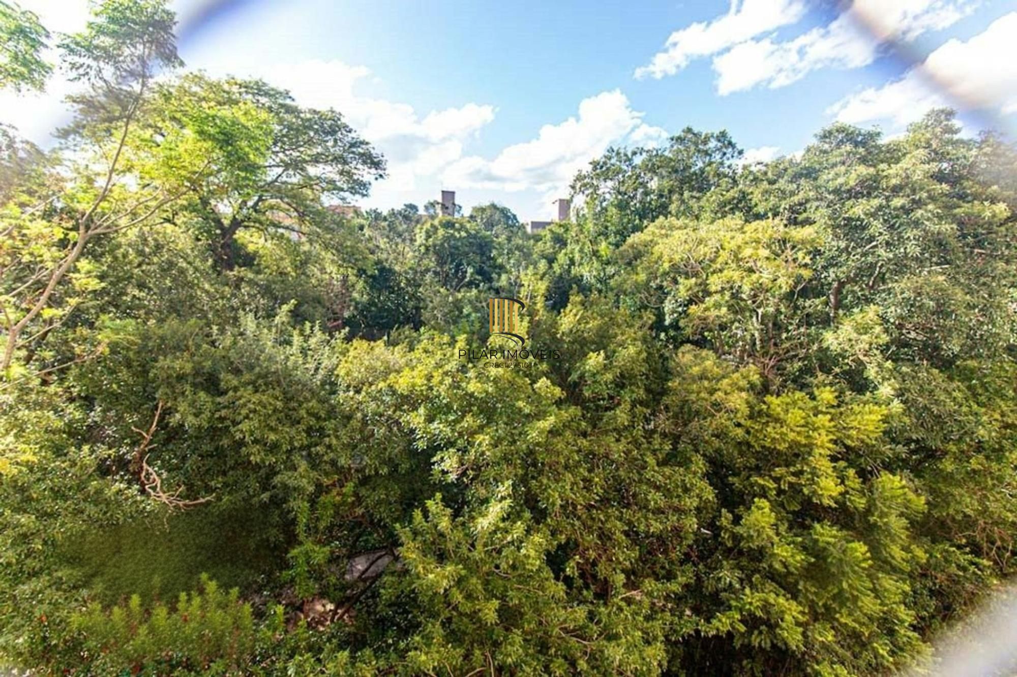 Apartamento à venda com 2 quartos 57 m² no Morro Santana
