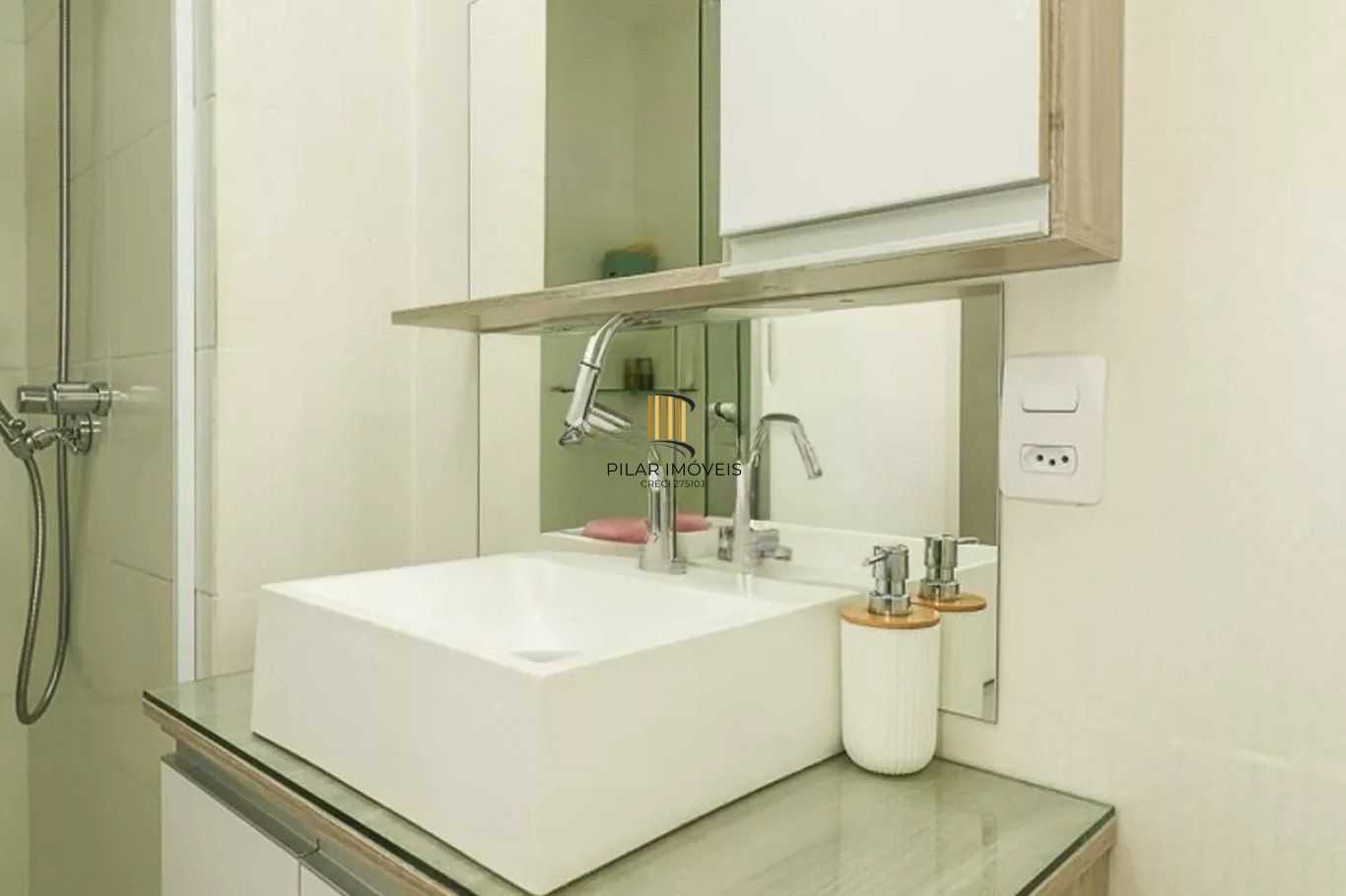 Apartamento de 2 dormitórios no bairro Jardim Lindóia