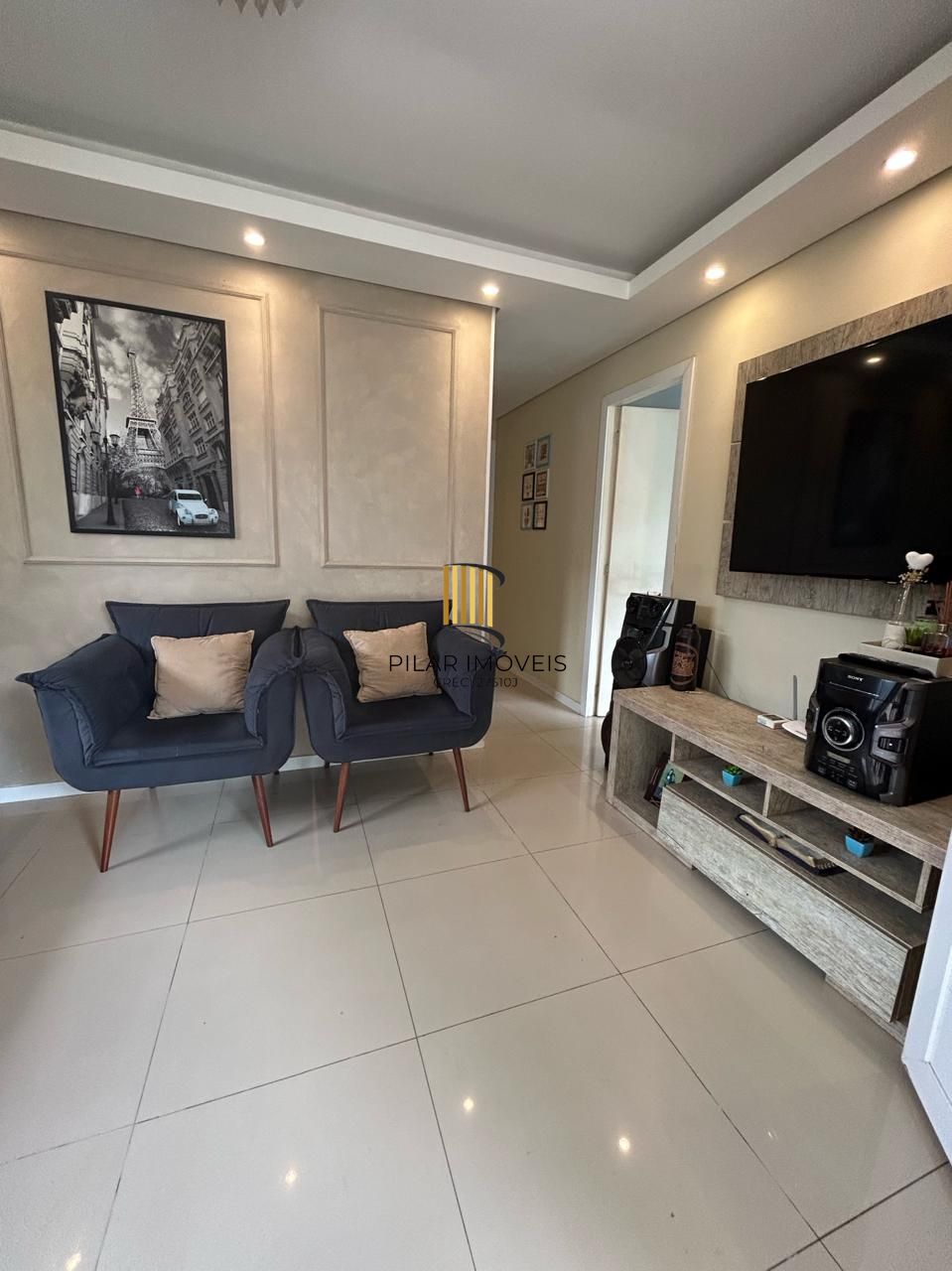 Casa com 4 dormitórios  em Gravataí