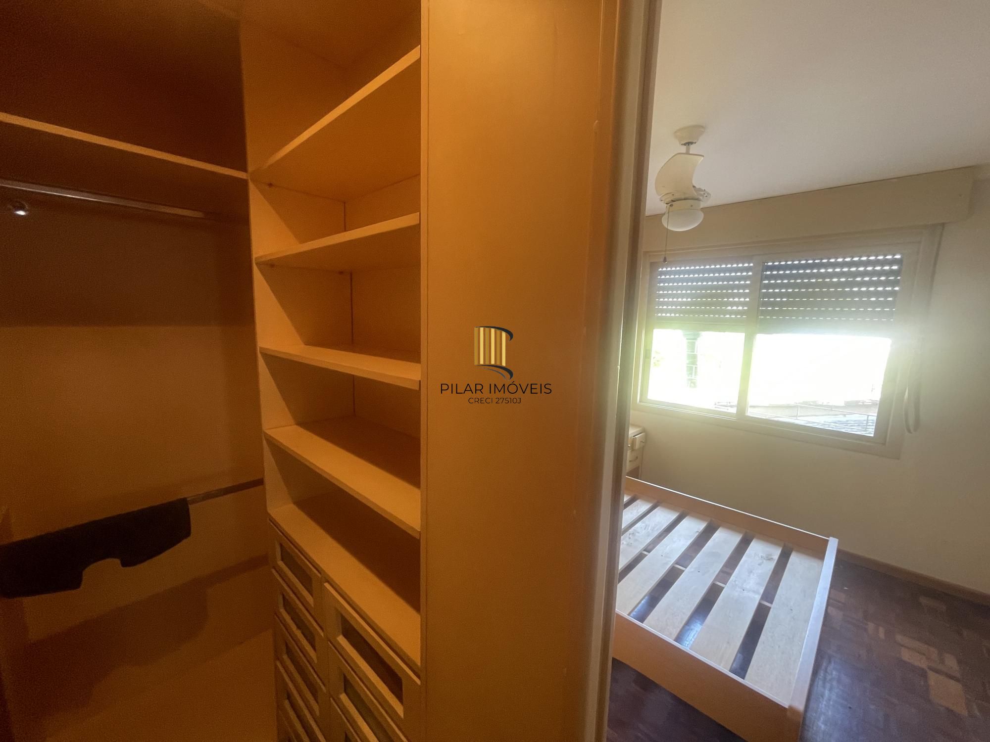 Apartamento com 2 quartos com closet à venda 1 vaga de garagem Elevador Sarandi