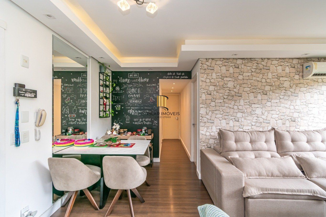 Apartamento com 3 quartos, 1 suíte, 66m² e 1 vaga na Bento Gonçalves.