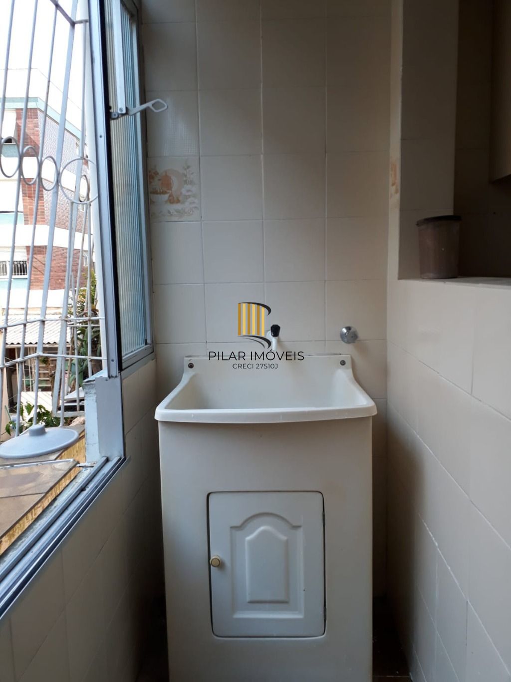 Apartamento JK à venda com 1 Dormitorio  no Bairro Menino Deus