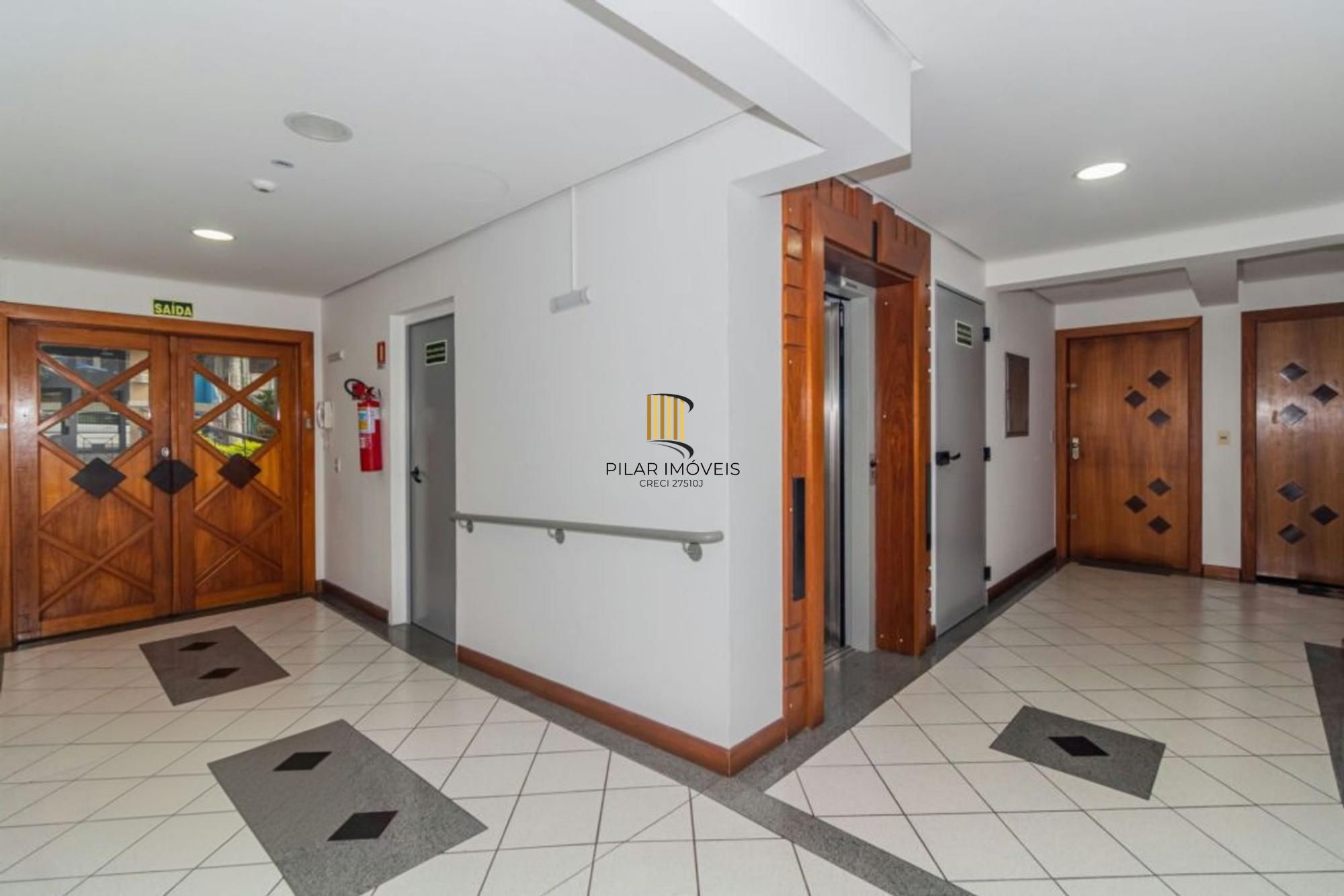 Cobertura semi mobiliada 1 dormitório bairro Cristo Redentor