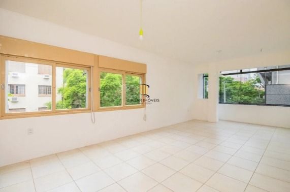 Apartamento com 3 quartos em prédio com elevador no Bairro Cidade Baixa - Pilar Imóveis