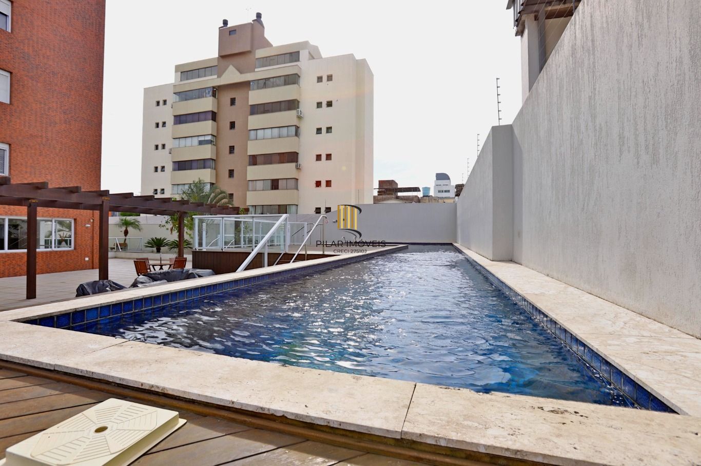 Apartamento com 2 quartos (1suíte) e 2 vagas de garagem no Bairro Santana