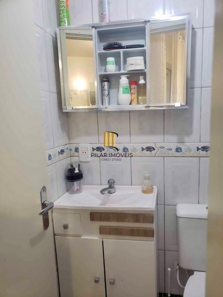 Apartamento 1 quarto com 1 vaga escriturada no condomínio Waikiki Capão Novo, Capão da Canoa.