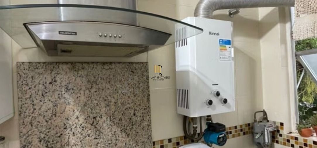 Apartamento de 1 quarto, churrasqueira, lareira,1 vaga no bairro Santa Tereza