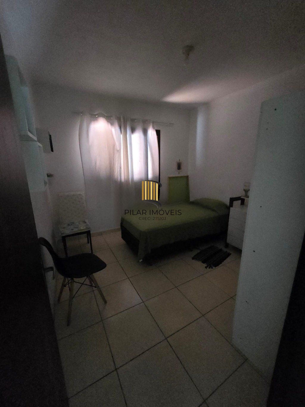 Casa de 3 dormitórios com  uma vaga de garagem no bairro Niterói Canoas.