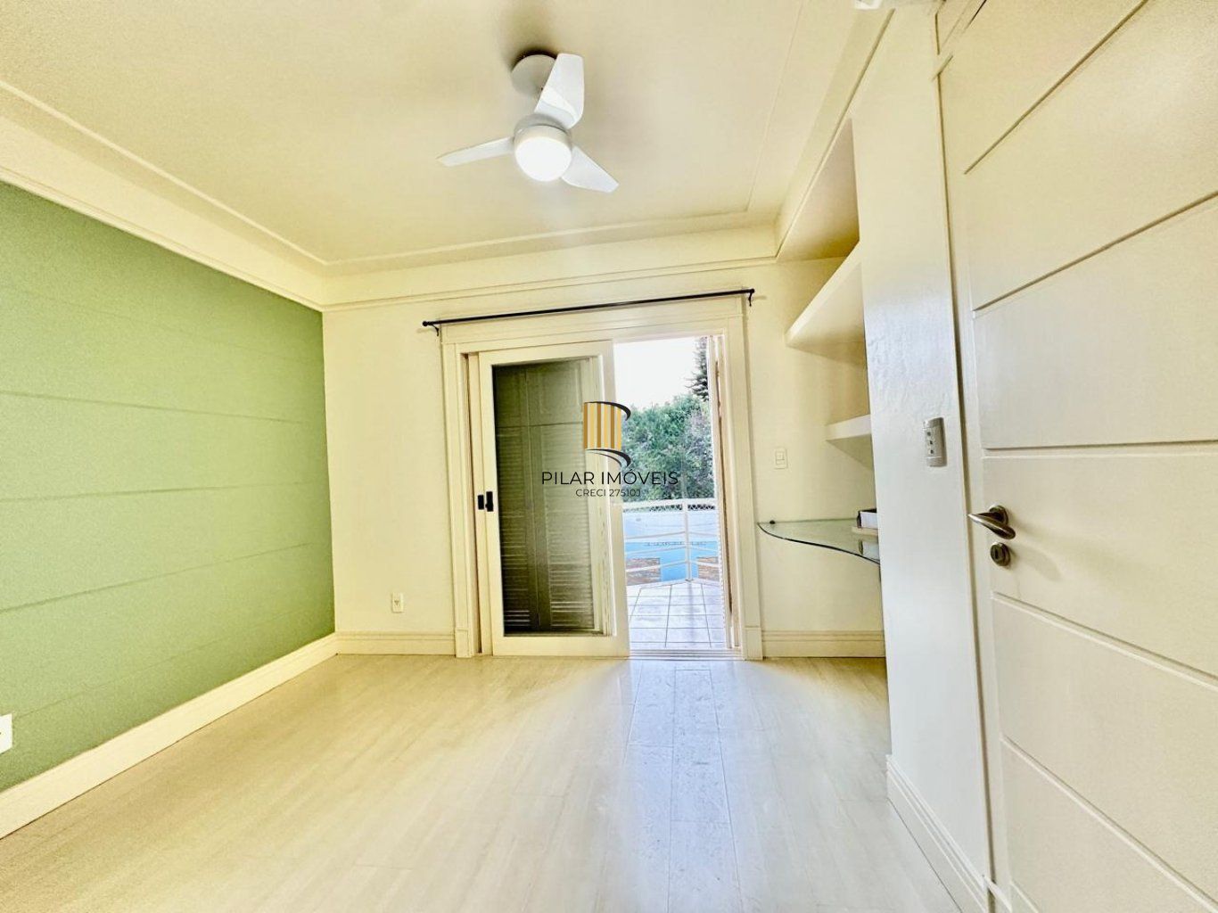 Casa de 3 dormitórios, 2 vagas de garagem em Canoas