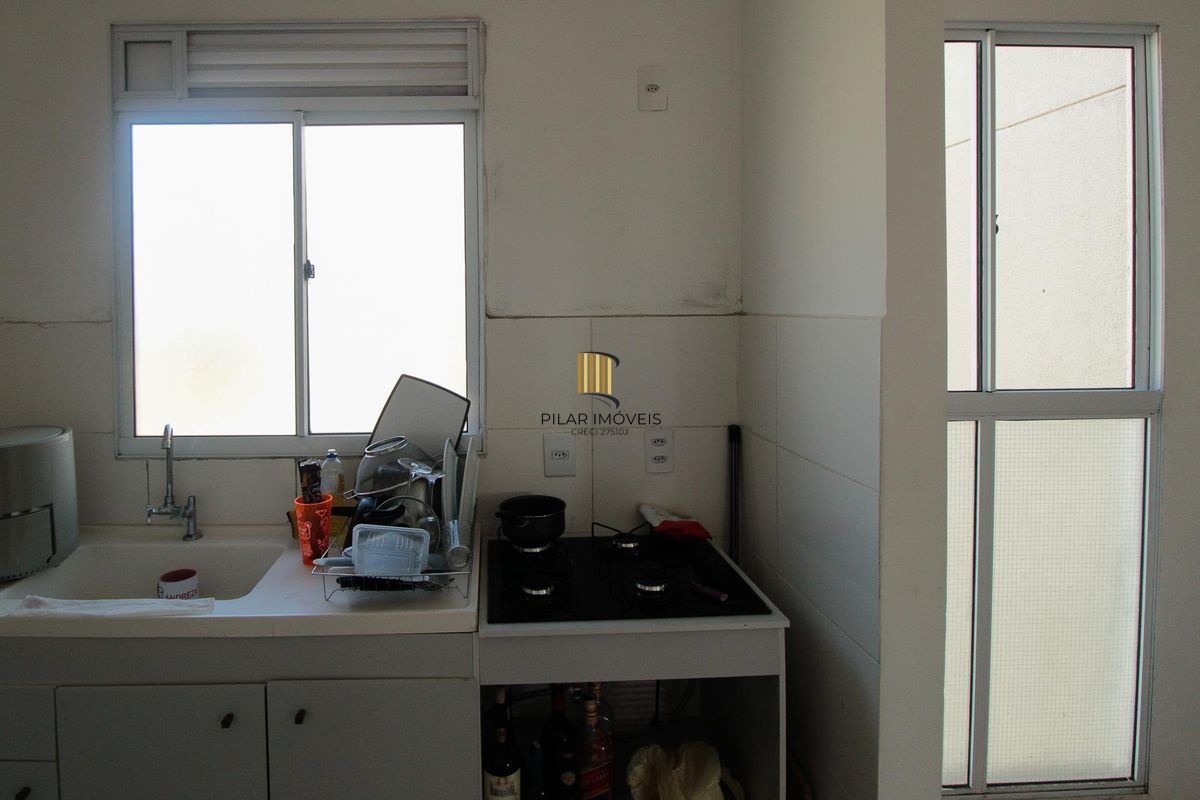 Apartamento 2 dormitórios Linda Vista, 1 vaga e Piscina na Av. Protásio Alves