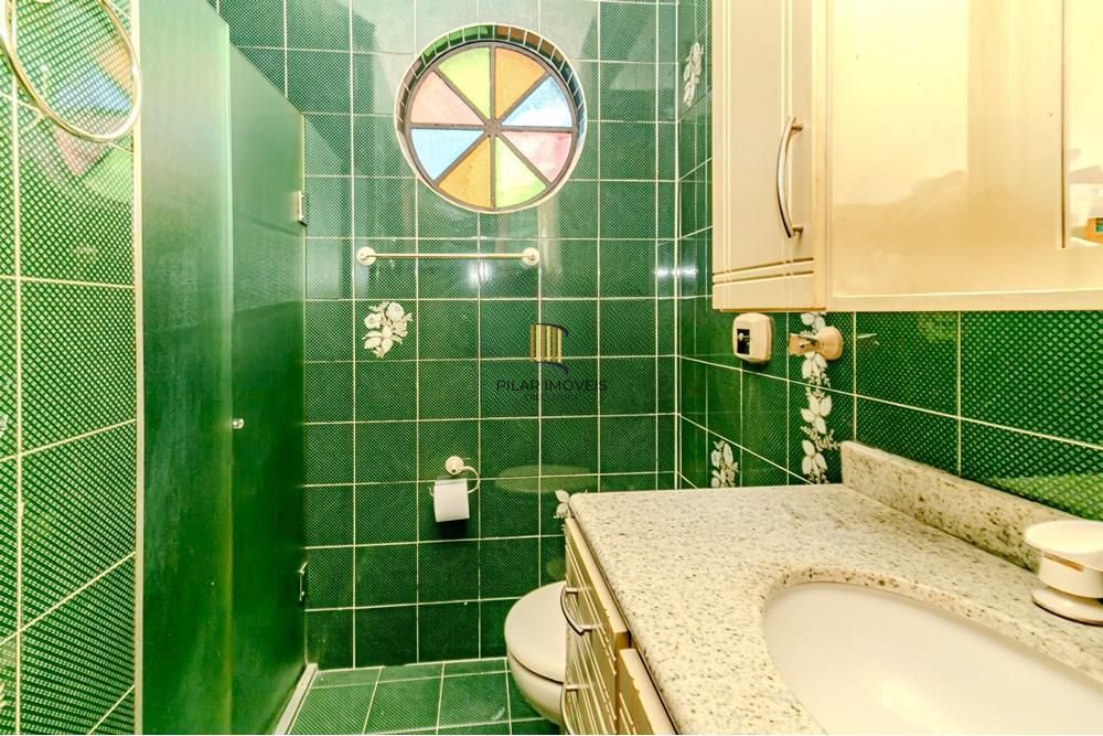 Casa com 3 dormitórios e 185m² no bairro higienópolis
