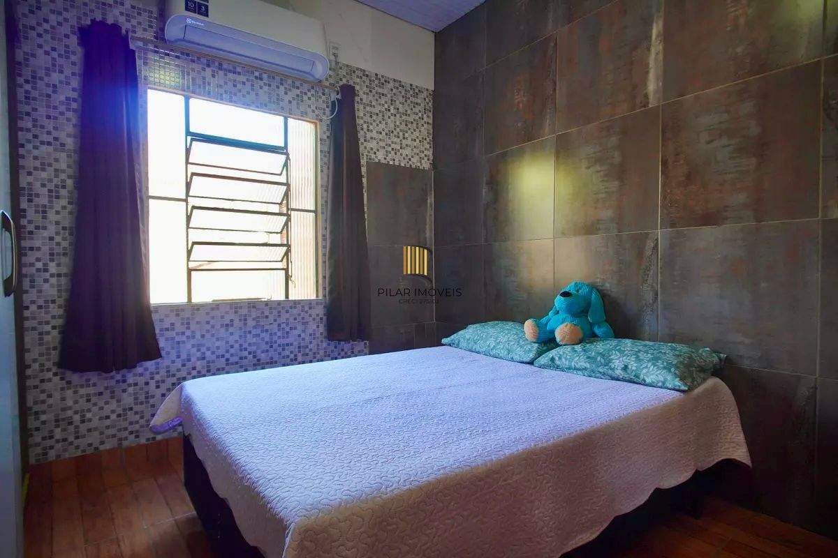 Casa à venda com 137m², 2 quartos, 2 banheiros e 2 vagas Vicentina São Leopoldo