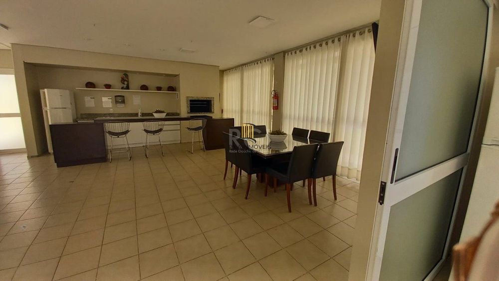 Apartamento com 3 quartos, vaga de garagem e elevador No Bairro Morro Santana