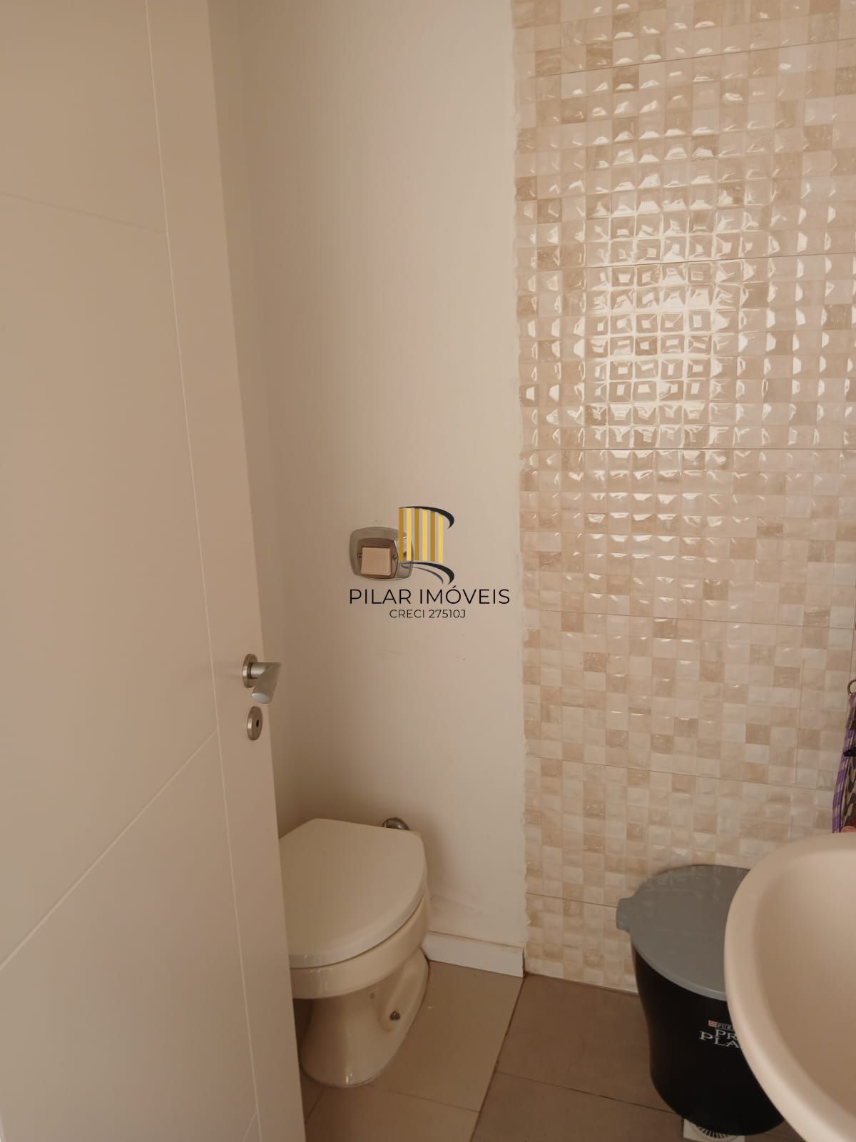 Apartamento com 3 quartos(1 suíte) e 1 vaga de garagem no Bairro Jardim Lindóia