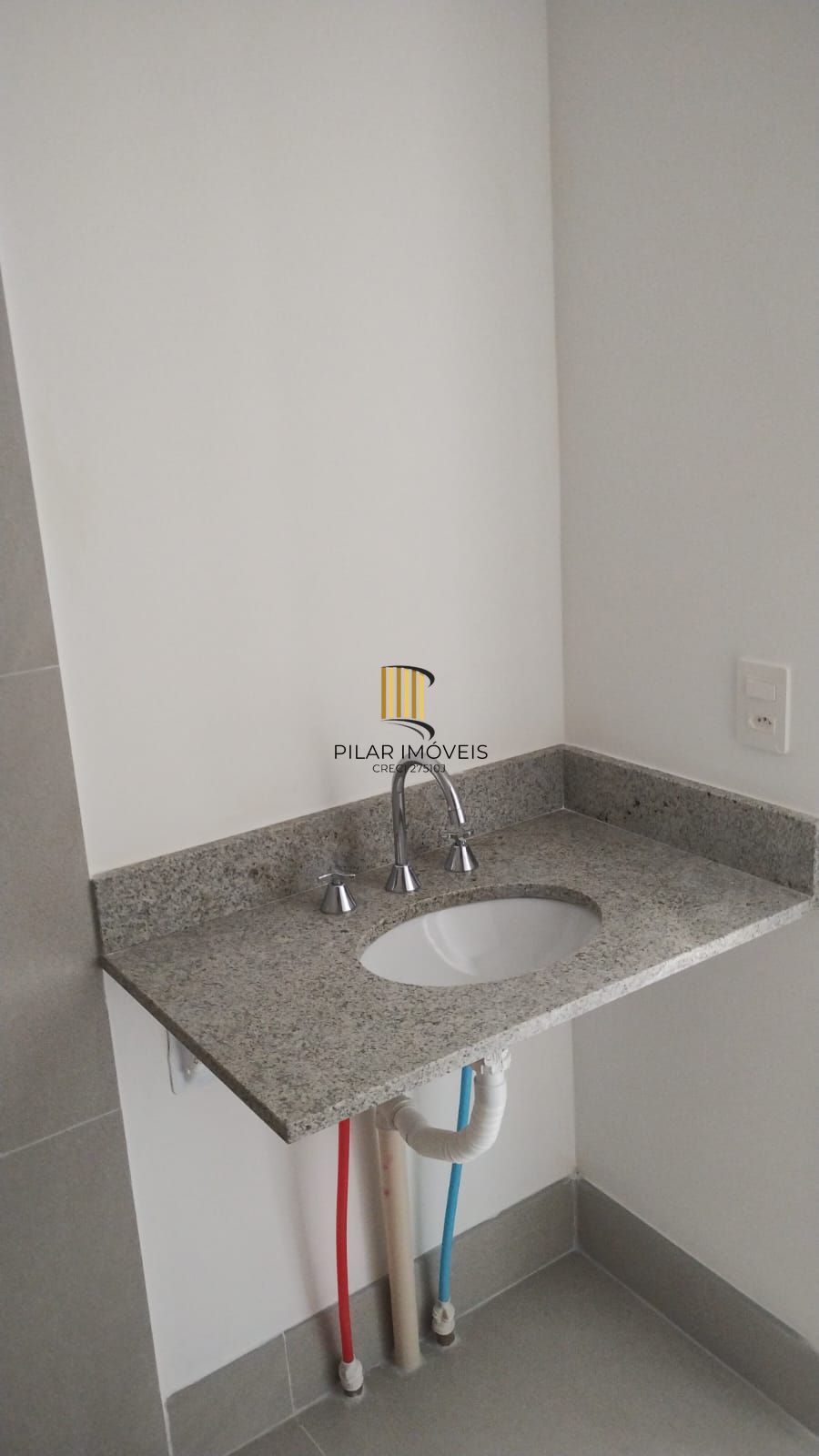 Apartamento com Elevador, Piscina, 1 Quarto no Bairro Partenon.