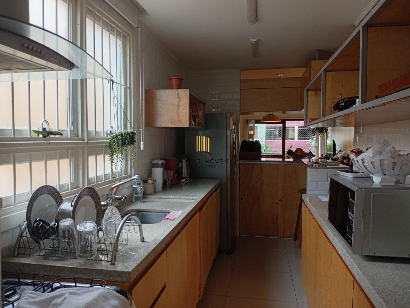 Apartamento com 3 quartos, vaga e sacada no bairro Jardim botânico