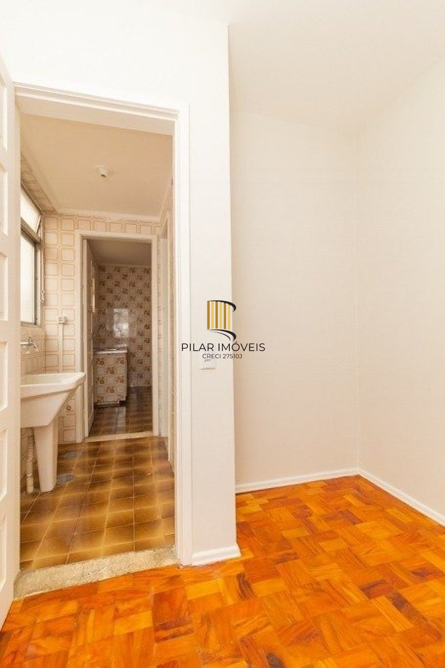 Apartamento de 2 dormitórios com 1 vaga de garagem no Bairro Santana