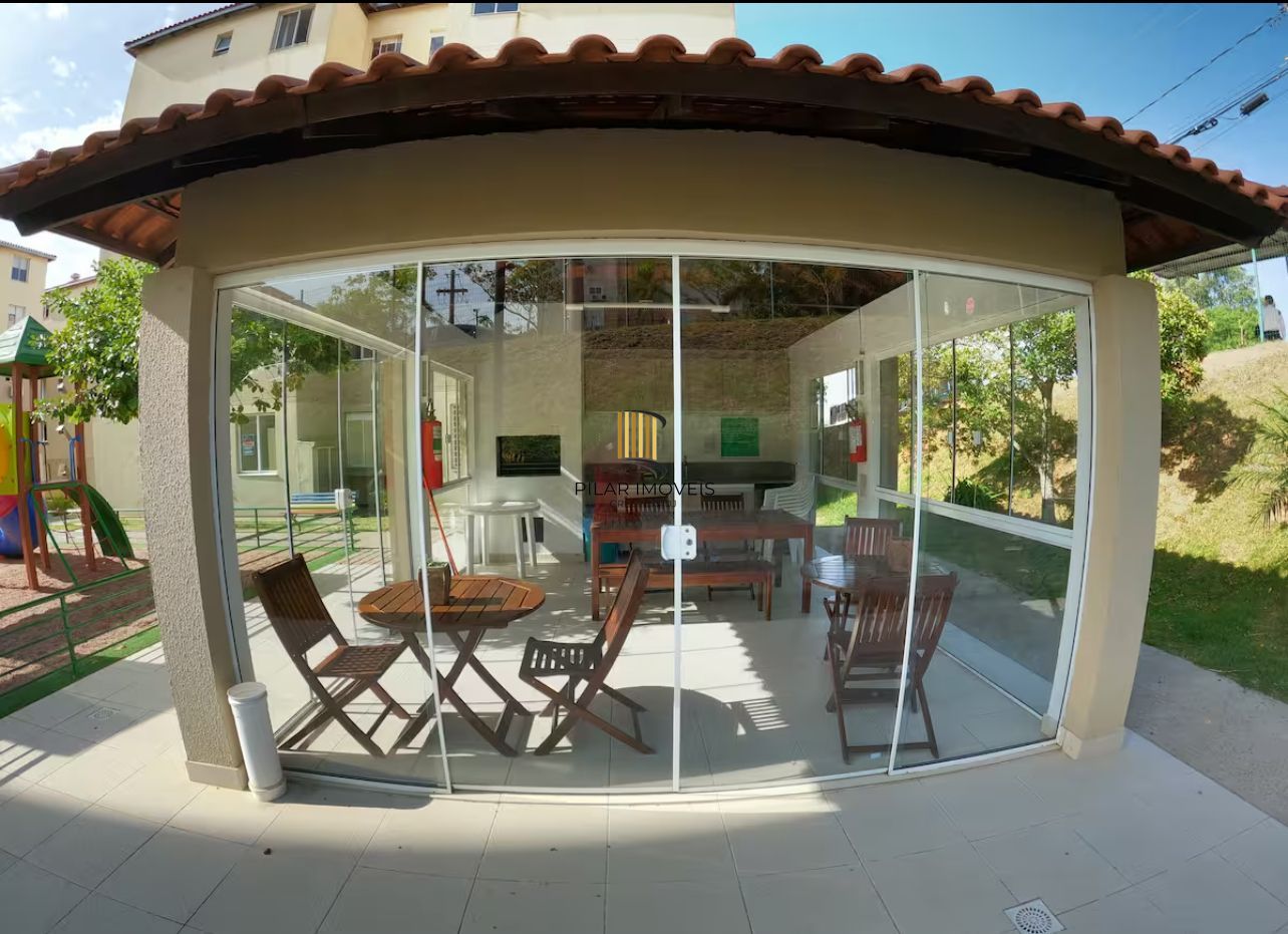 Apartamento de 2 quartos térreo com 49 metros privativos e 1 vaga de garagem