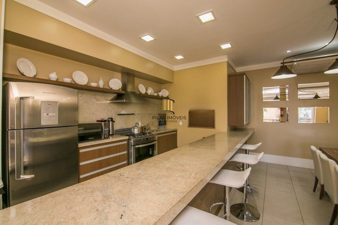 Apartamento com 3 quartos, 1 Suíte, 2 vagas e 83m² à venda em Jardim Lindóia.