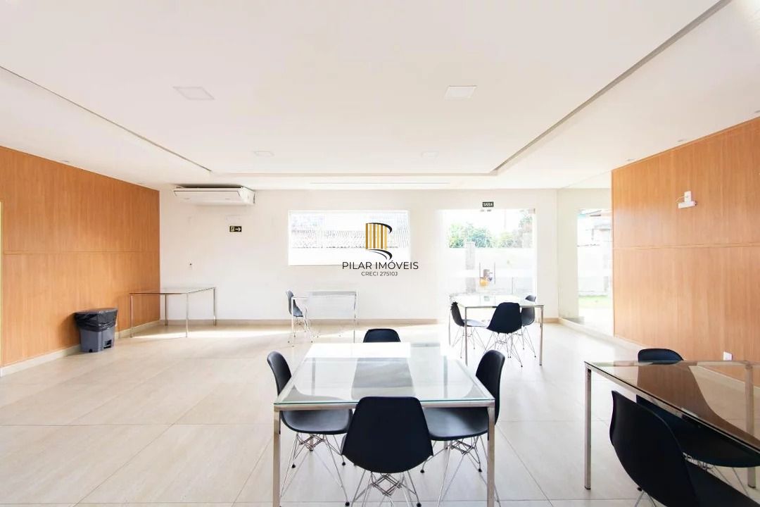 Apartamento com 2 quartos, vaga de garagem e elevador no bairro Estância velha