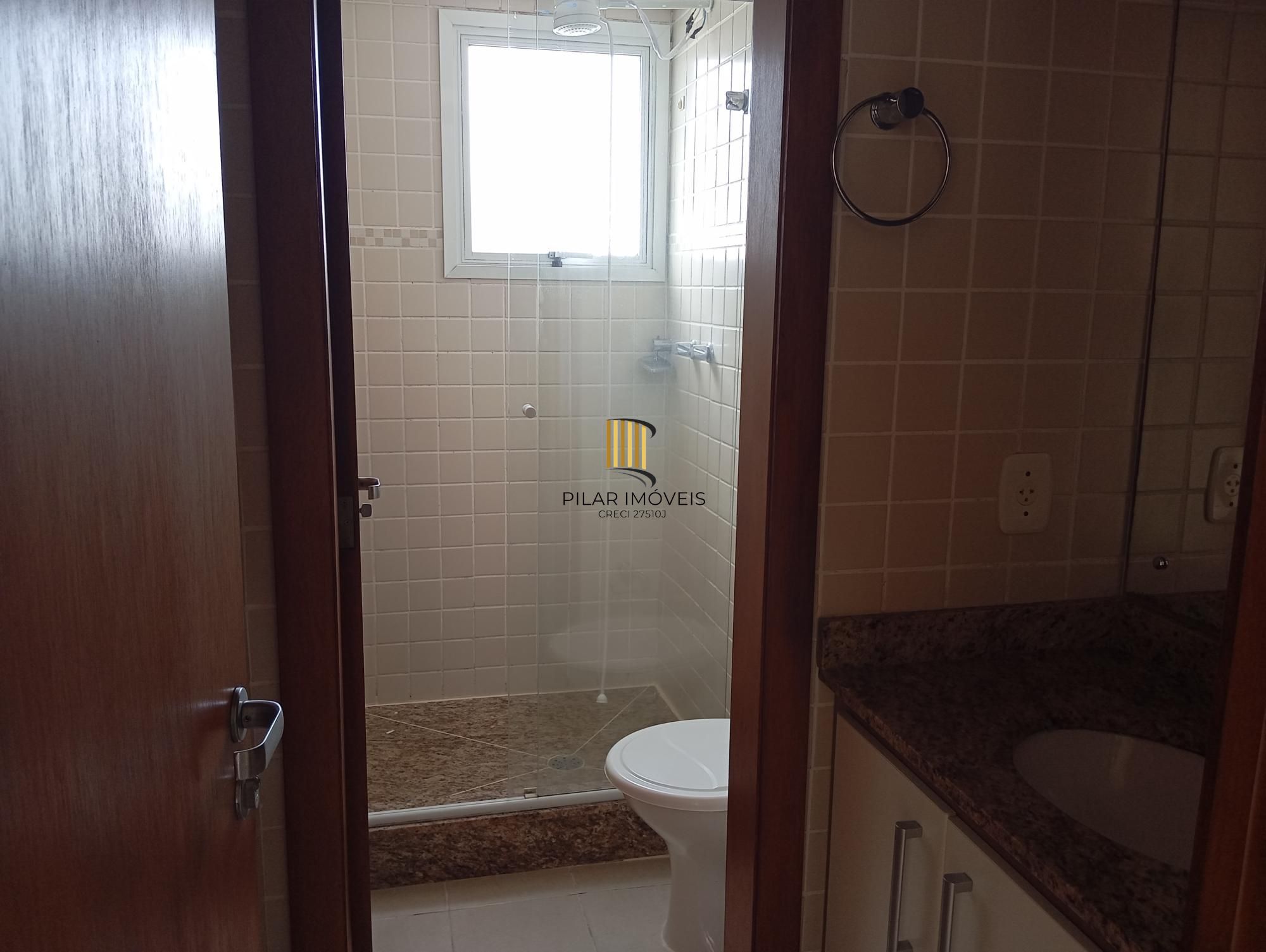 Apartamento com 2 Dormitórios, Vaga Dupla e Elevador no Floresta