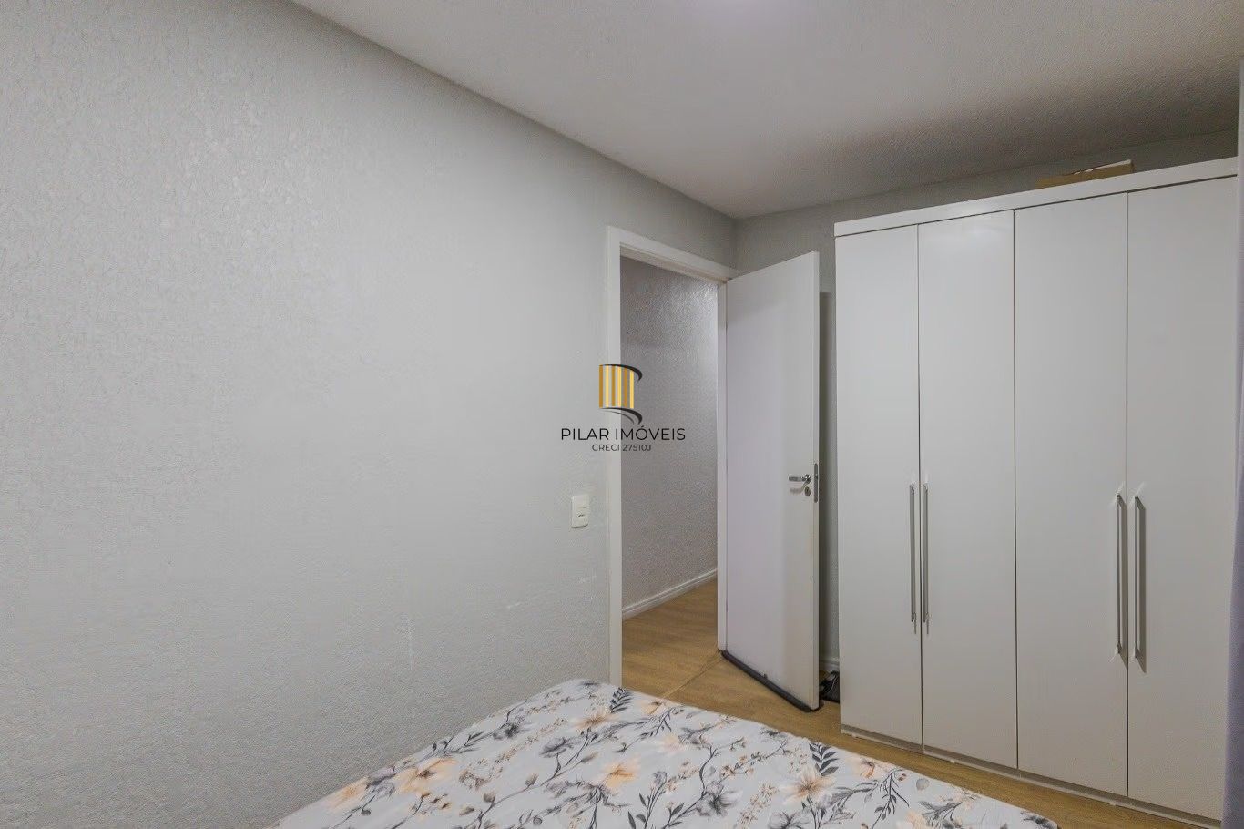 Apartamento de 2 quartos e 1 vaga de garagem em Canoas.