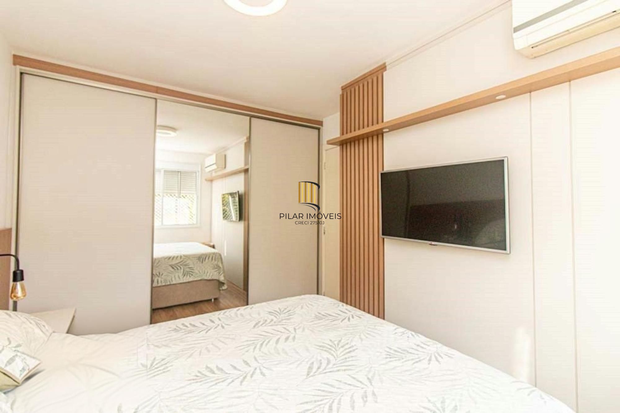 Apartamento à venda com 2 quartos 57 m² no Morro Santana