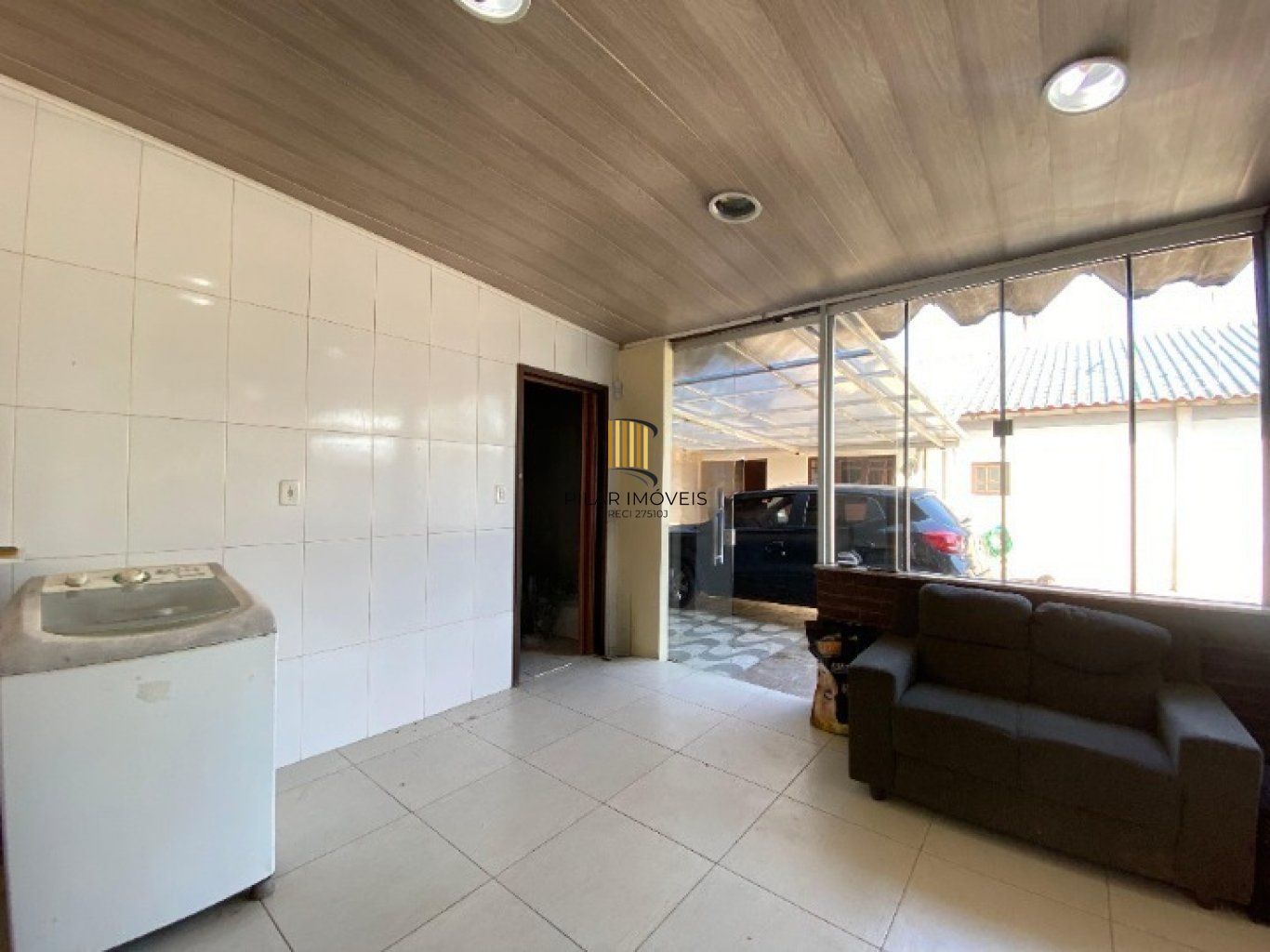 Casa com 3 Dormiórios, 2 vagas de garagem no bairro Harmonia em  Canoas.