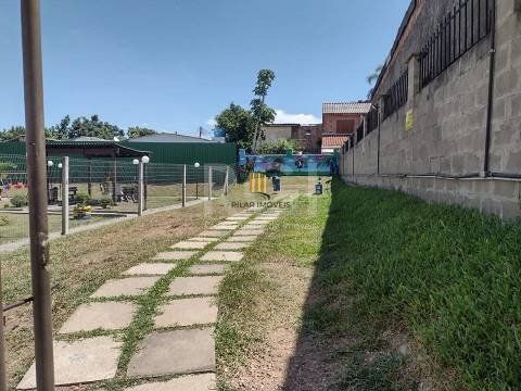 Apartamento térreo de 2 quartos, suíte, 1 vaga no bairro Jardim Itu