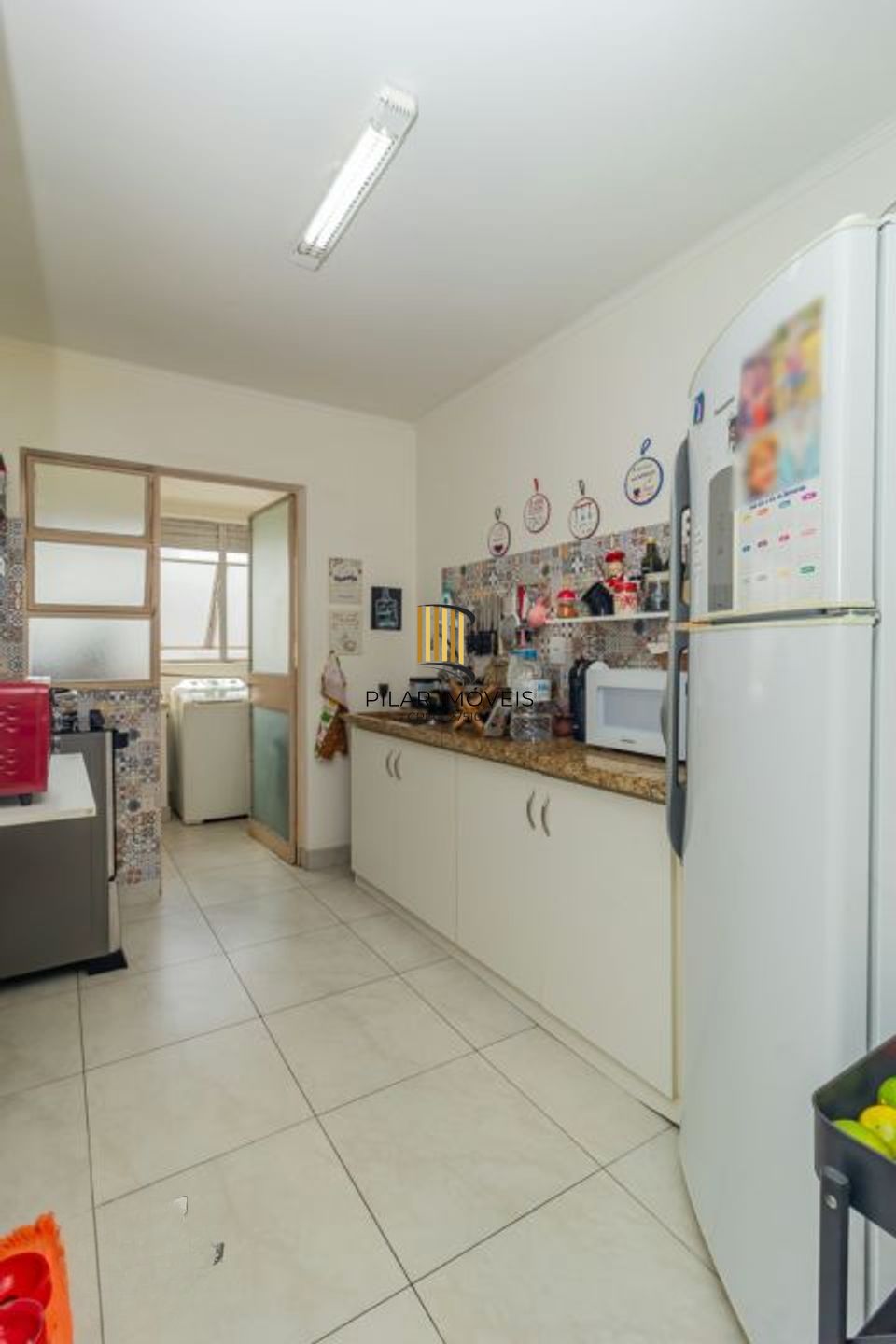 Apartamento Ensolarado com 80m² e Vaga Escriturada – bairro Santa Cecília