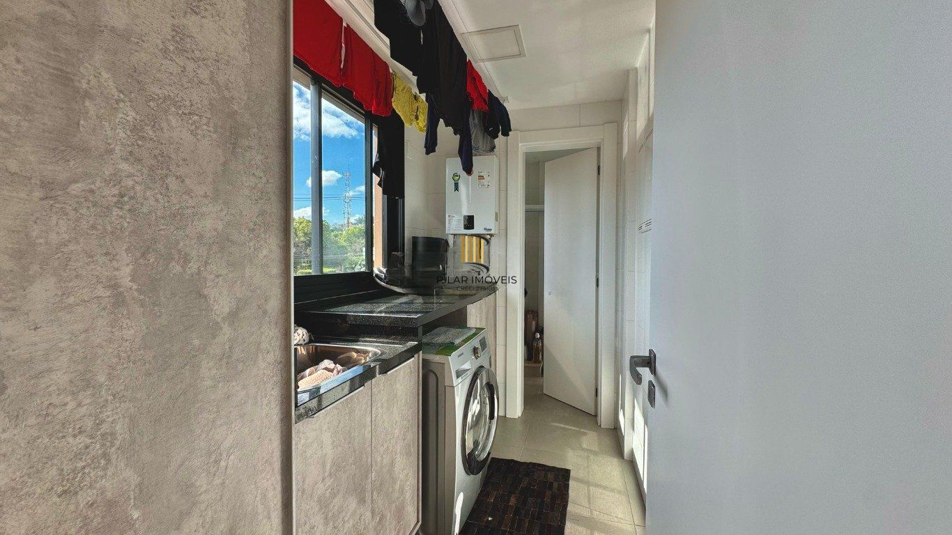 Apartamento semi mobiliado de 3 dormitórios no bairro Pedra Redonda