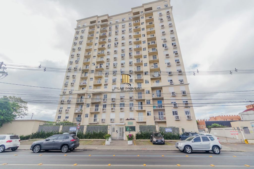 Apartamento de 2 quartos, 1 vaga e elevador no Bairro São Sebastião.