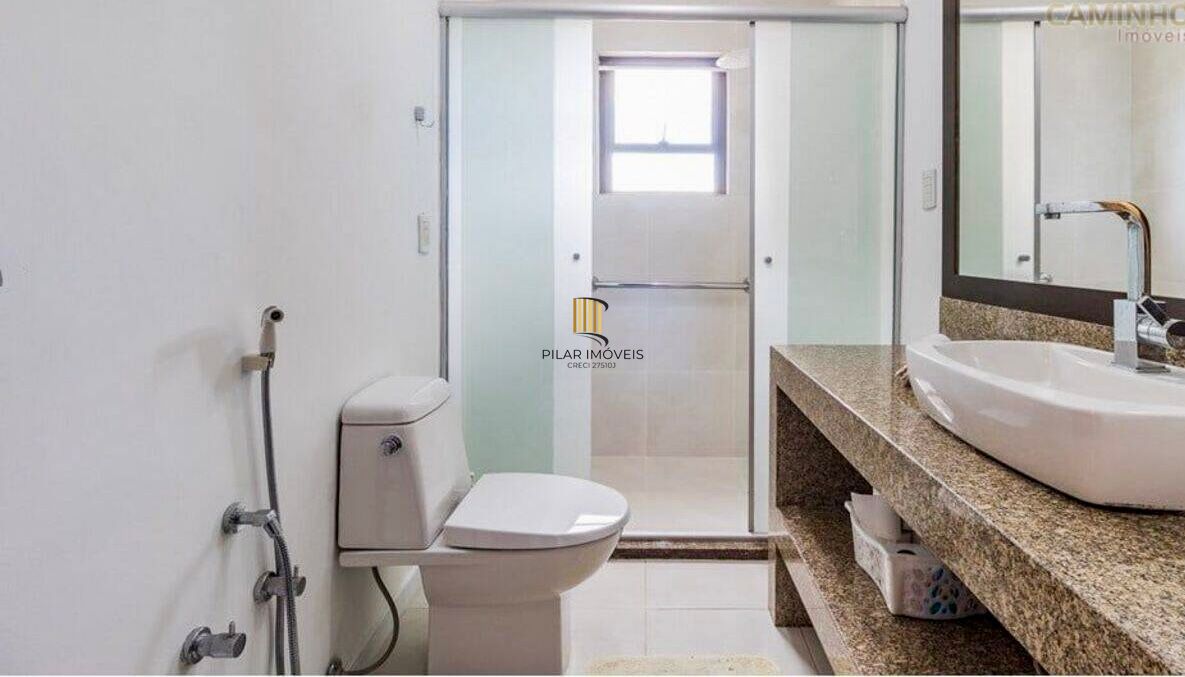 Casa com 3 quartos, 2 vagas e 266m² para vender - Jardim Planalto, Porto Alegre