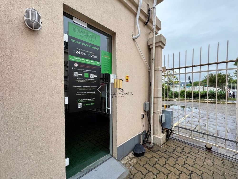 Apartamento com 2 quartos, vaga e sacada e churrasqueira no bairro Sarandi