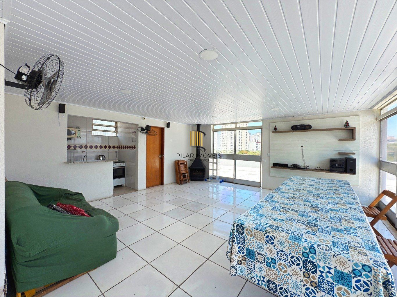 Apartamento com 2 quartos e 1 vaga a venda no bairro Passo da Areia