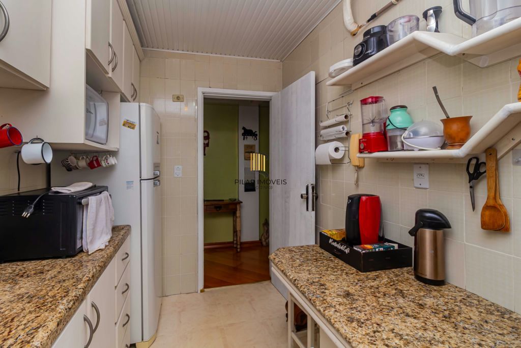 Apartamento 2 dormitórios, 1 vaga, churrasqueira  e 77m² na José do Patrocinio.