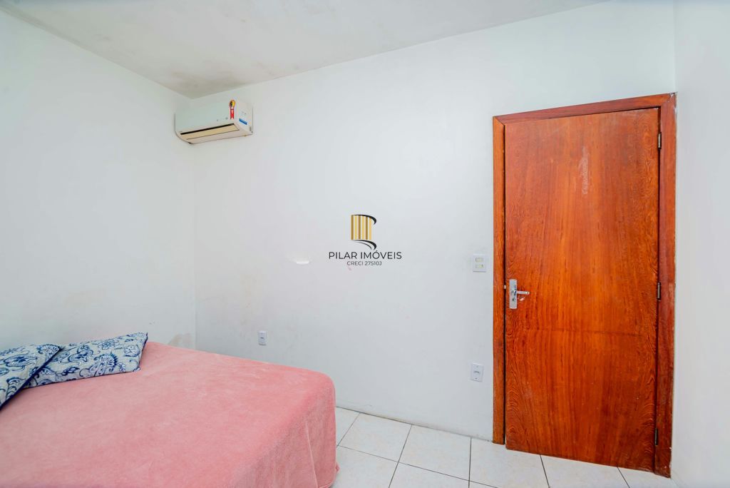 Casa com 3 quartos e 4 vagas à venda em Vila Nova