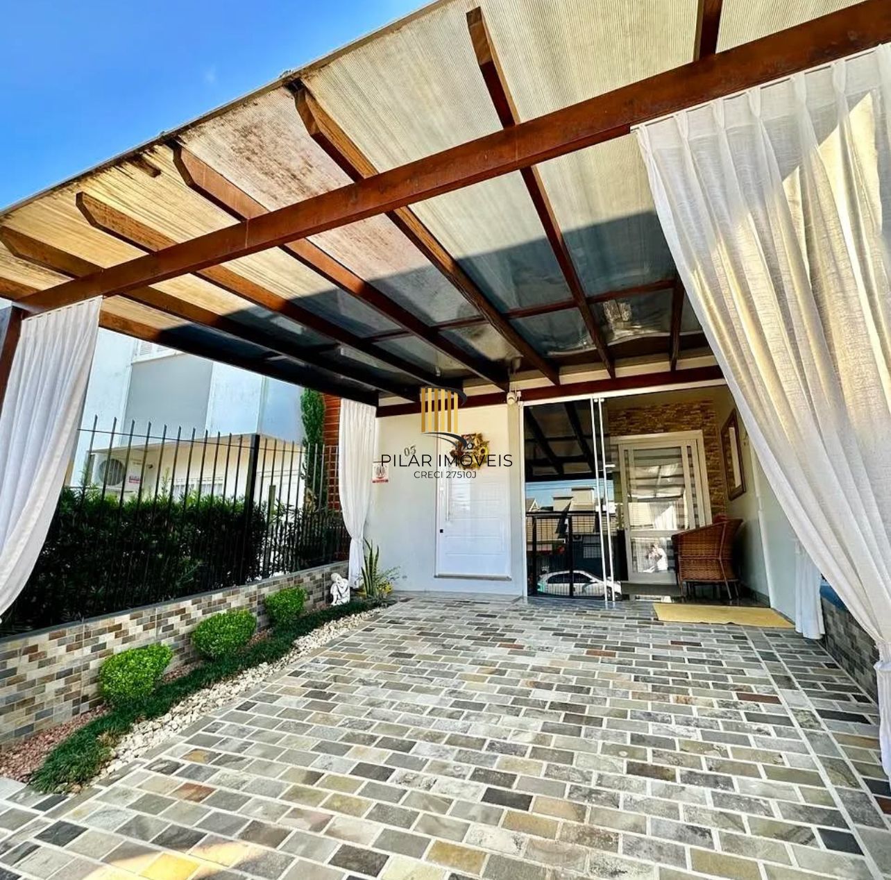 Casa 2 dormitórios e 1 vaga Lajeado 75m2 Bairro Jardim Botânico