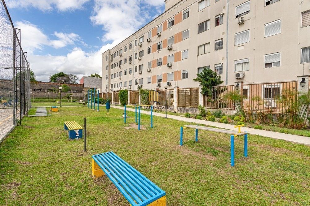 Apartamento térreo de 2 quartos, suíte, 1 vaga no bairro Jardim Itu