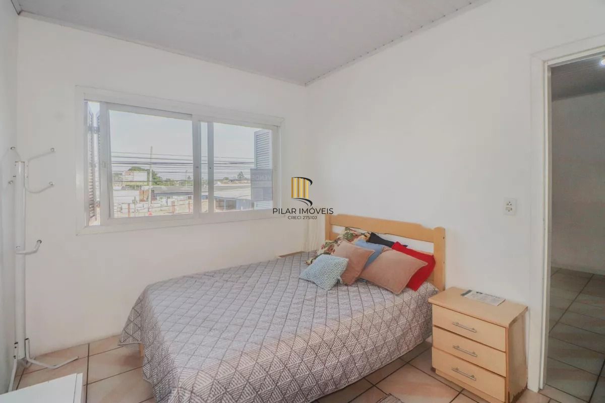 Casa e loja à venda com 300m², 3 quartos e 3 vagas no Rubem Berta