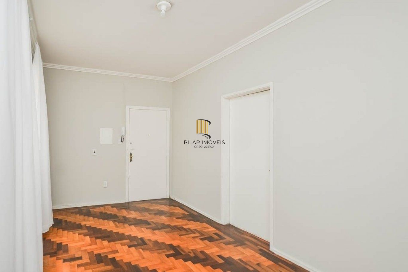 Apartamento à venda com 2 dormitórios 69 m² no Bairro Menino Deus