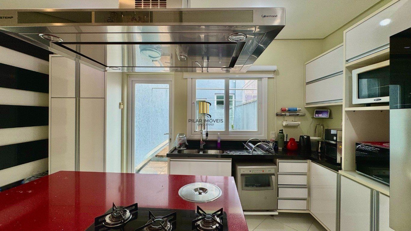 Casa com 4 Quartos e 4 banheiros, 600 m² por R$ 3.790.000 no Jardim Lindóia.