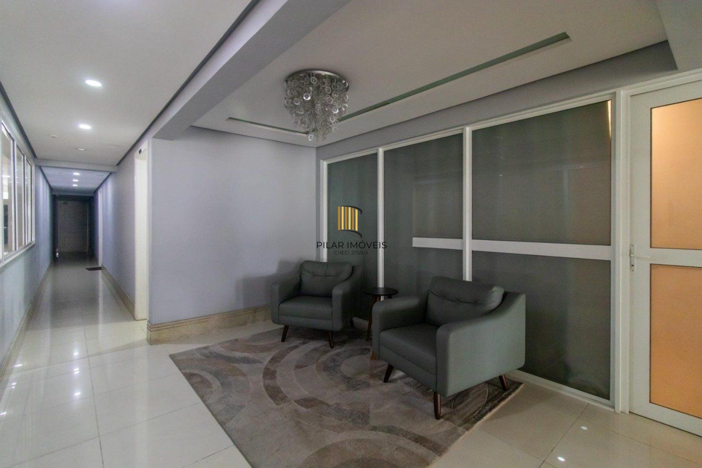 Apartamento com 1 quarto, 1 vaga e elevador no Bairro Cidade Baixa