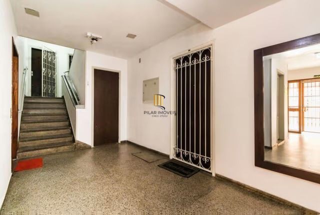 Apartamento de 1 dormitório no Bairro Jardim do Salso em Porto Alegre.
